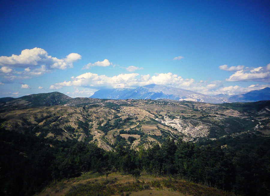 Berg Tomorr (im Hintergrund), Albanien.