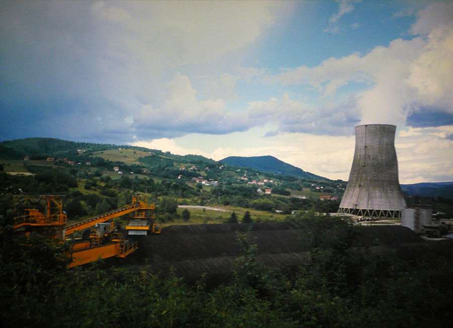 Kohlekraftwerk vor Pljevlja, Montenegro.